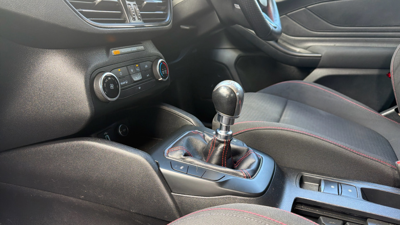 Ford Focus 1.0 EcoBoost 125 ST-Line 5dr Petrol Hatchback